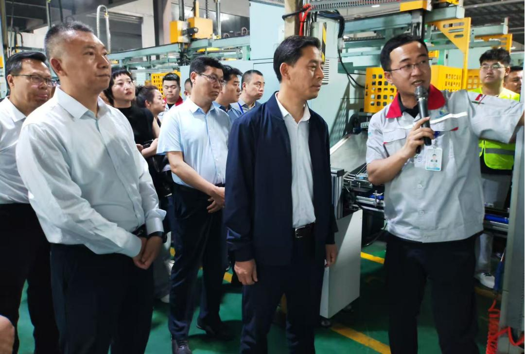202504291743234866 918.com模式引领传统造作转型新蹊径 ——全省民营企业学918.com活动圆满闭幕