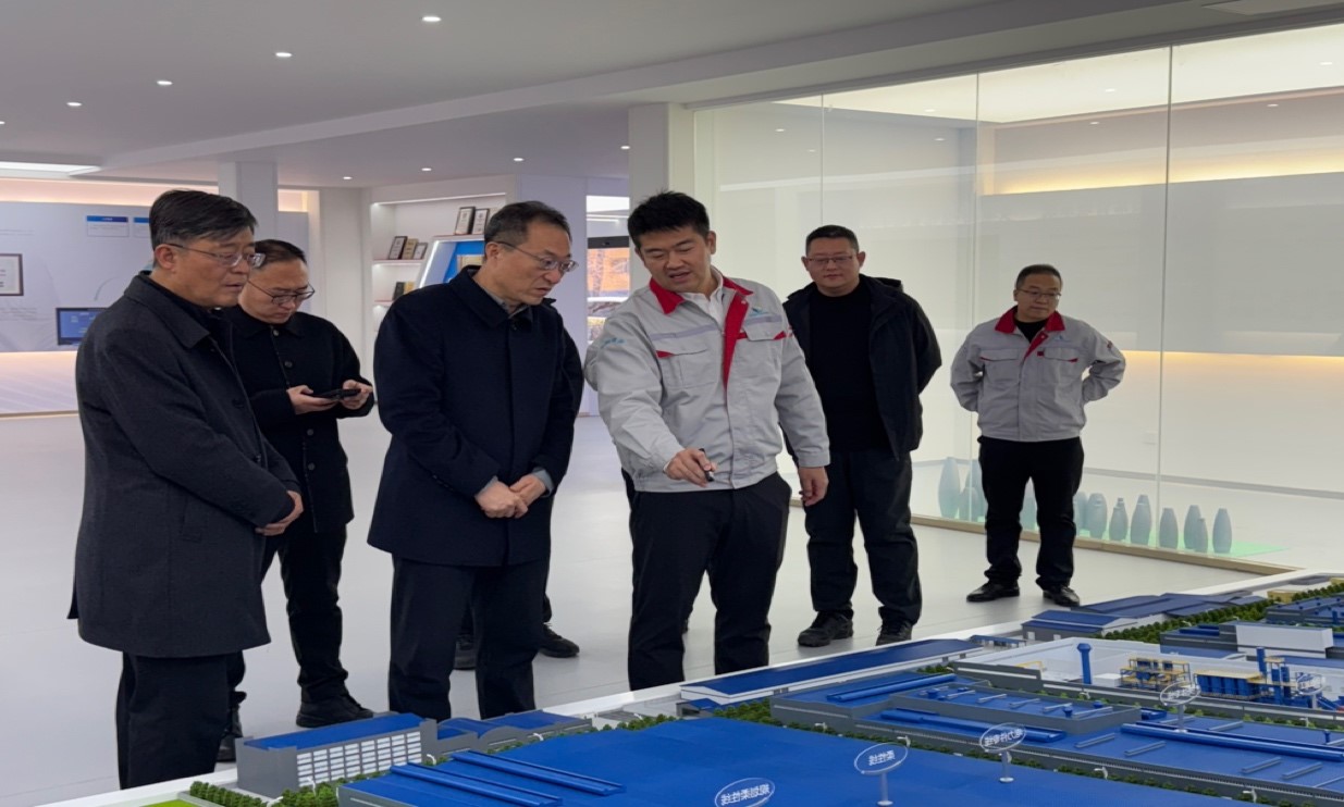 临汾经济开发区党工委书记、管委会主任白建成一行深刻918.com圣德曼新能源汽车零部件产业园调研